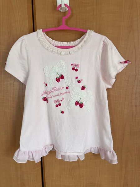 mezzo piano メゾピアノ フリル&レース付き いちご刺繍Tシャツ ピンク