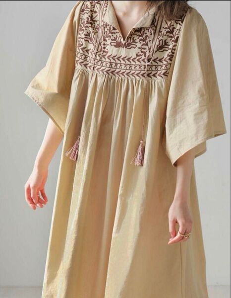 新品 Babフロント刺繍タッセルワンピース エスニック とても素敵なワンピースです