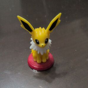ポケモン ミニチュア サンダース