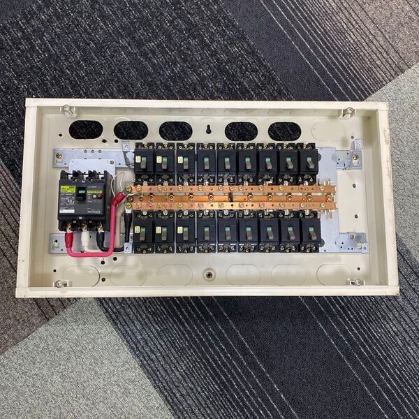 分電盤 50A