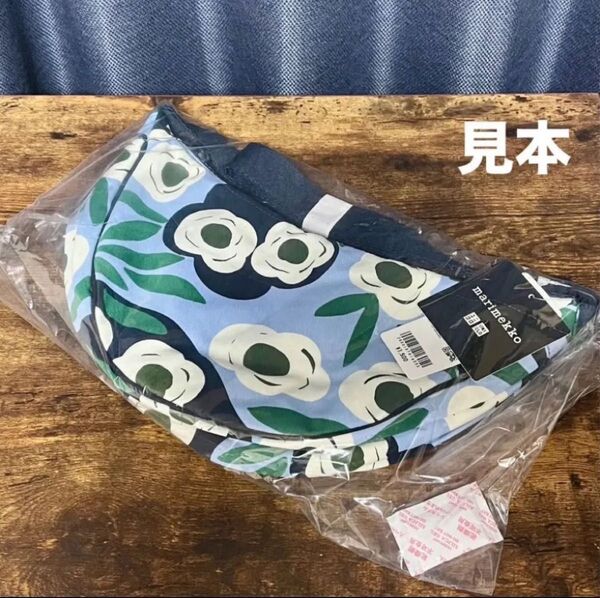 marimekko×UNIQLO ラウンドミニショルダーバッグ 花柄BLUE