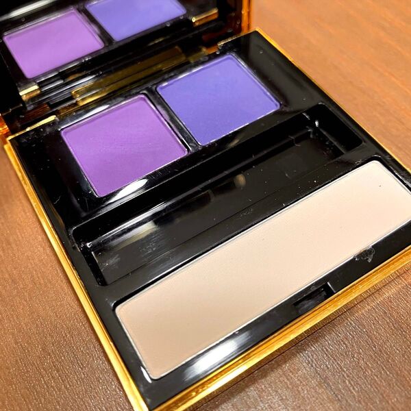 イブサンローラン YSL パーフェクティング アイシャドー No.11 パープル系アイシャドウ アイカラー