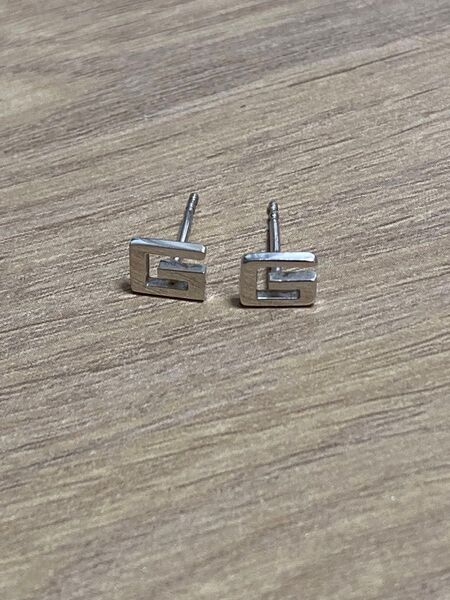 グッチK18ピアス