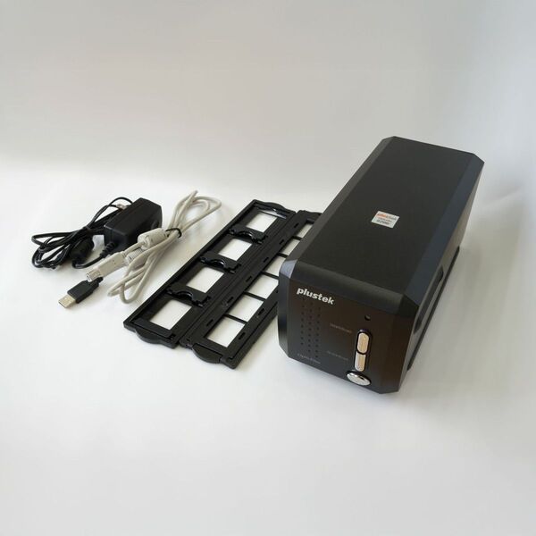 中古美品 Plustek OpticFilm 8200i Ai フィルムスキャナー
