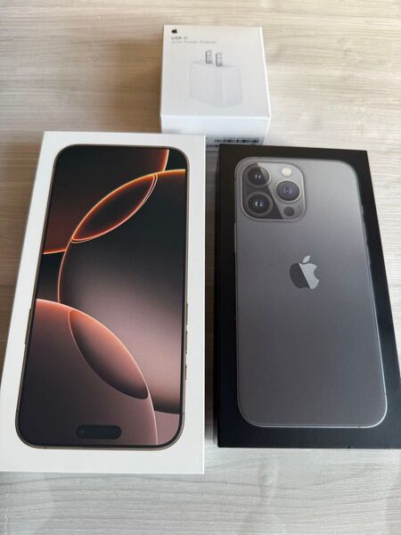 iPhone16promax アイフォン13pro 純正アップル20wUSB-C電源アダプタ 空箱