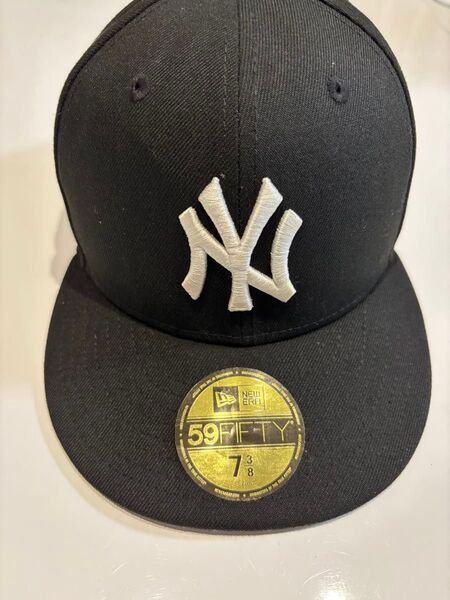 【お値下げ中】New Era ニューエラ 59FIFTY NY ヤンキース キャップ 7 3/8 黒 ブラック