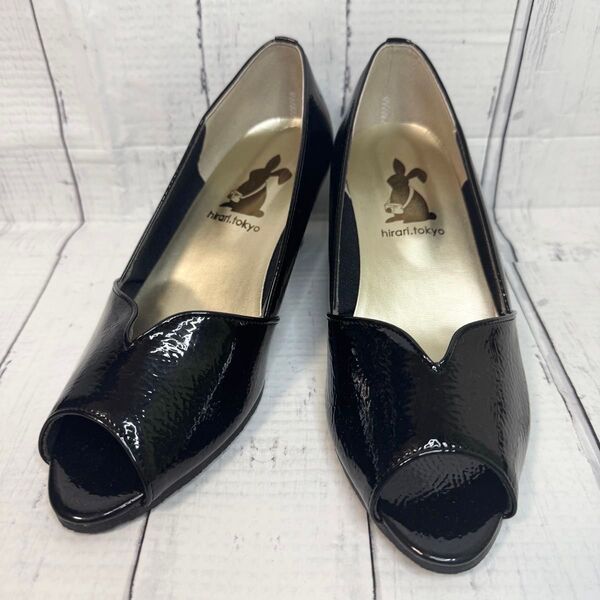 【未使用級】hirari.tokyo オープントゥパンプス 幅広 甲高 3E パンプス ブラック エナメル