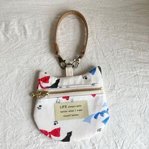 ぷちっと様ご予約 ハンドメイド ネコちゃん型ぺたんこポーチ2点☆ネコとリボン&ネコとネズミ