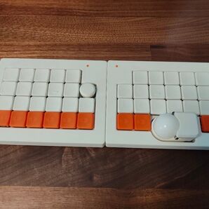 Orbee トラックボール ロープロファイル 無線分割キーボード zmk