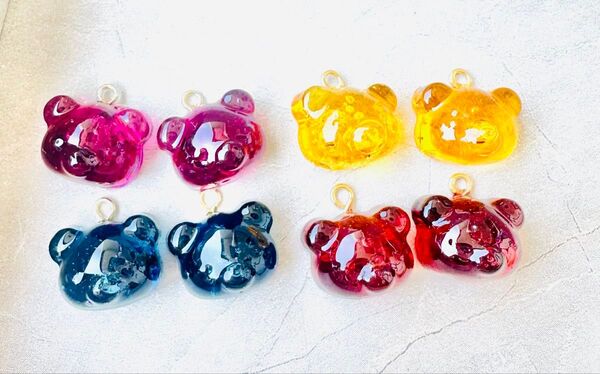 774 ハンドメイドパーツ レジンパーツ くまチャーム イヤリング ピアス ペンダント