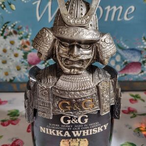 貴重 金属製 重い NIKKA WHISKY ニッカ ウヰスキー 鎧 兜 侍 KABUTO 甲冑 武将 ボトルカバー G&G
