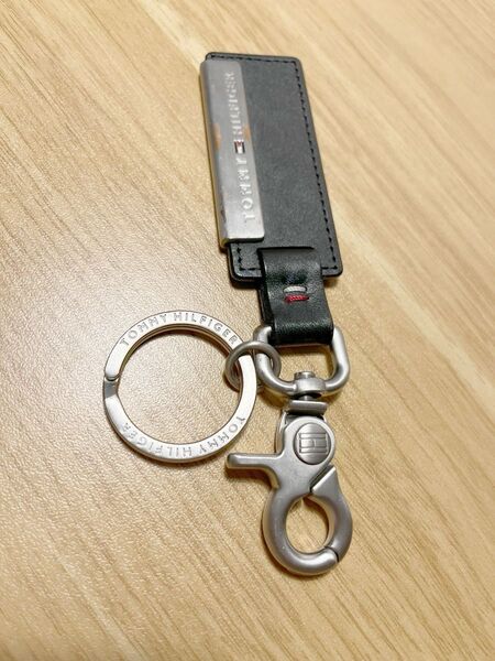 【廃盤】TOMMY HILFIGER キーフォブ キーホルダー キーリング