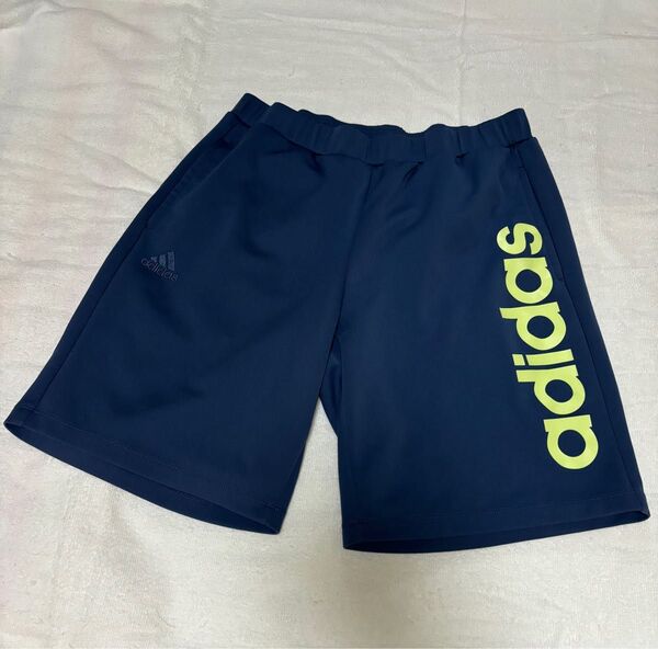 adidas アディダス ネイビー ハーフパンツ Mサイズ スポーツ