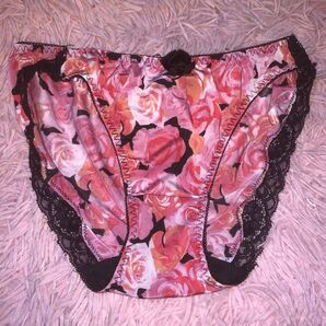 期間限定出品☆ 補正下着 ツルツルサラサラ生地 ショーツ パンティ