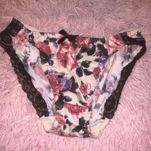 期間限定出品☆ 補正下着 ショーツ 花柄