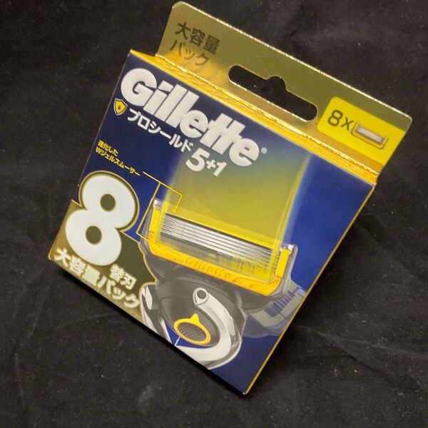 【迅速発送 & 丁寧梱包】ジレット Gillette プロシールド5+1 (5枚刃 替刃) 8個入 × 1箱