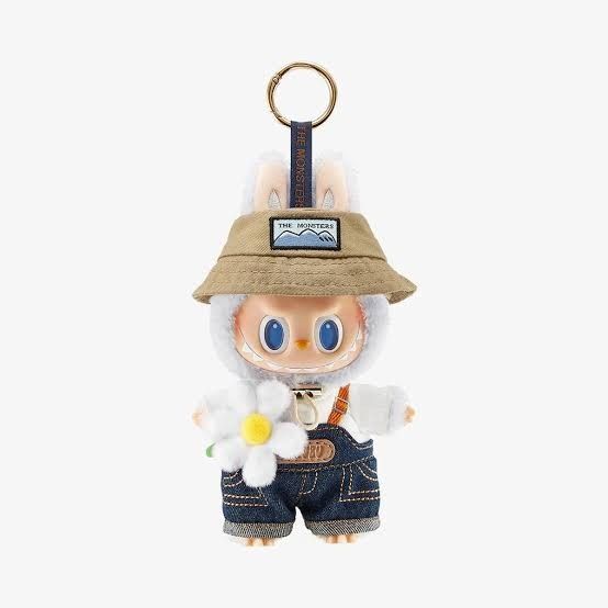 【新品未開封】LABUBU ラブブTHE MONSTERS FALL IN WILD ぬいぐるみペンダント