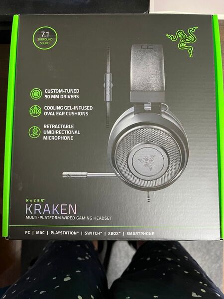 Razer Kraken ゲーミングヘッドセット Black