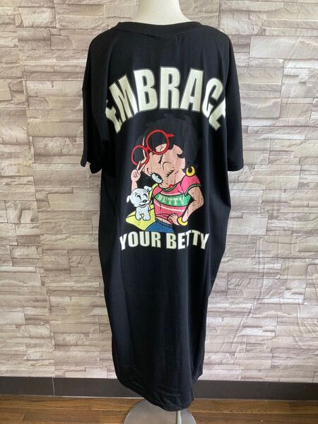 新品 ベティちゃんBettyBoop Tシャツワンピースブラック