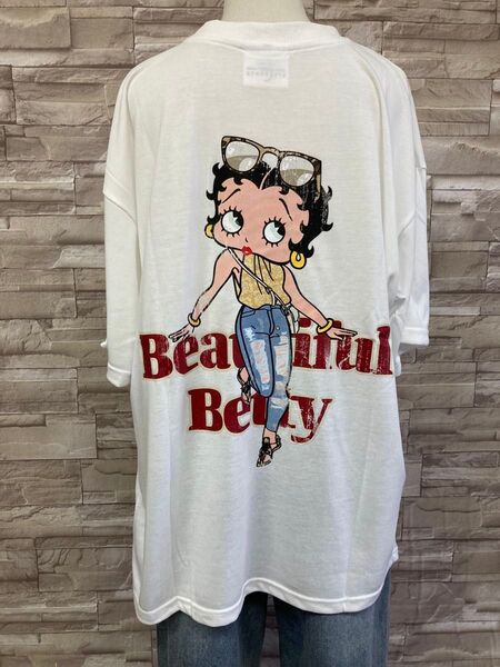 新品 ベティちゃんBettyBoop ベティブープ半袖Tシャツゆったりホワイト