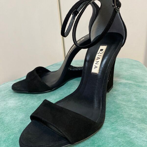 【極美品】DIANA ブラック ウェッジソールサンダル 黒 ダイアナ ヒール 23.5cm 使用わずか グリッター