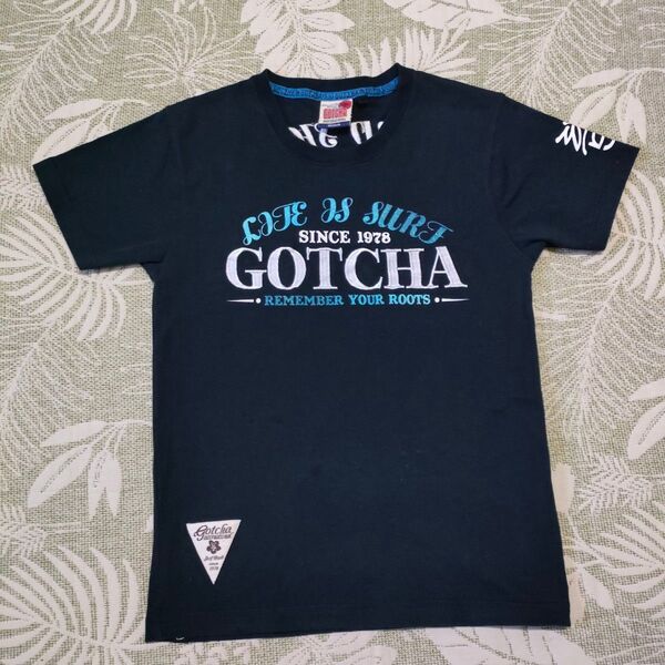 【ほぼ未使用】GOTCHA ガッチャ 刺繍デザイン 黒 Tシャツ 半袖 メンズM