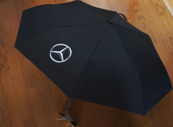 非売品 未使用新品メルセデスベンツ 折りたたみ傘 黒 ワンタッチ開閉 晴雨兼用 日傘 男女兼用