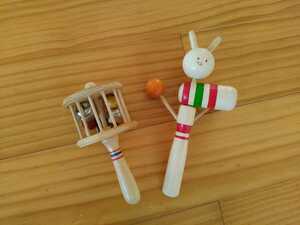 木製 ガラガラ 笛 鈴 2個セット ベビー用品 玩具 おもちゃ レトロ 昭和レトロ 民芸品 土産 うさぎ