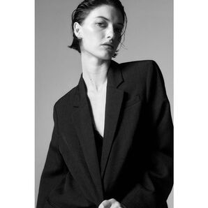 【新品】ラスト1点!★大人気完売商品★ H&M シングルブレストジャケットブラック S