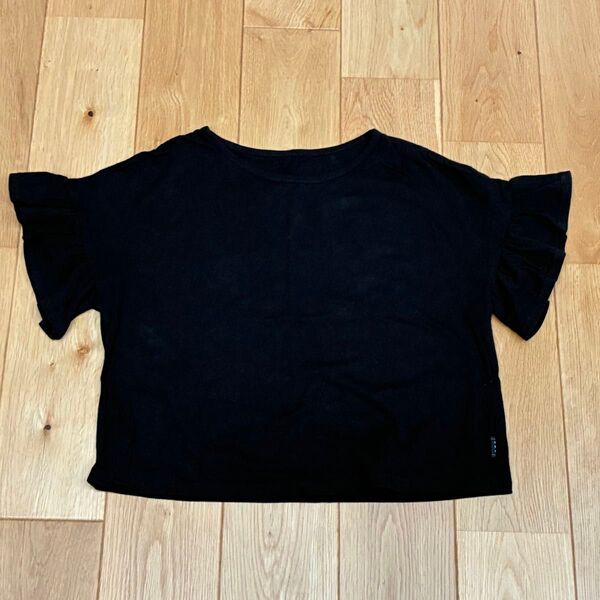 ゆったりシルエット カットソー 黒 Tシャツ ブラック 140cm 綿素材 トップス 幅広 ショート丈