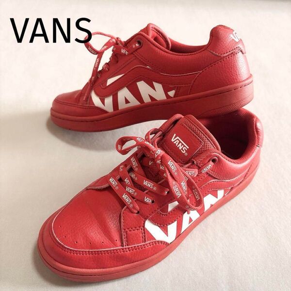 VANS レッド 赤 スニーカー24.5㎝赤スニーカーVANS バンズ ローカットスニーカー レッドロゴデザイン