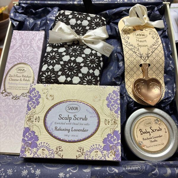 SABON ギフトセット 5点セット 未使用 ヘッドスクラブ フェイスポリッシャー ボディスクラブ スプーン ポーチ