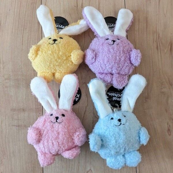 アニマルキーチェーン ぬいぐるみ マスコット 耳折れうさぎ ウサギ 4色セット
