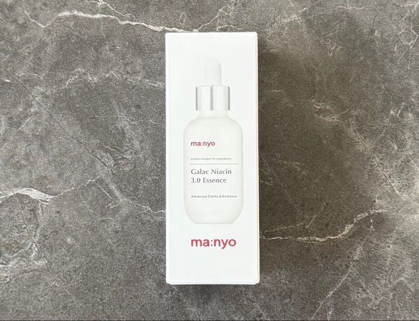 ma:nyo マニョ ガラクナイアシン3.0エッセンス 30ml 魔女工場