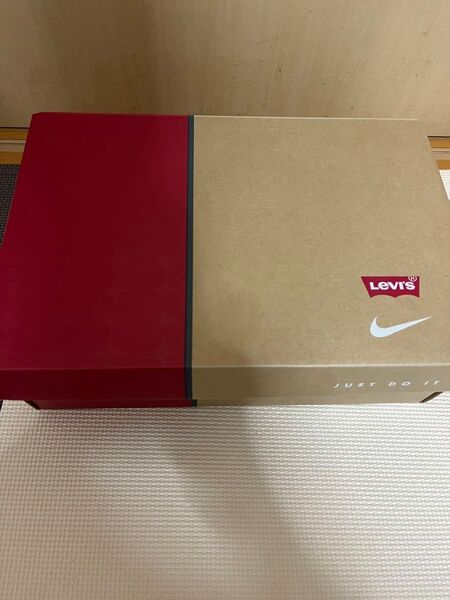 リーバイス × ナイキ エアマックス95 OG "デニムブラック"