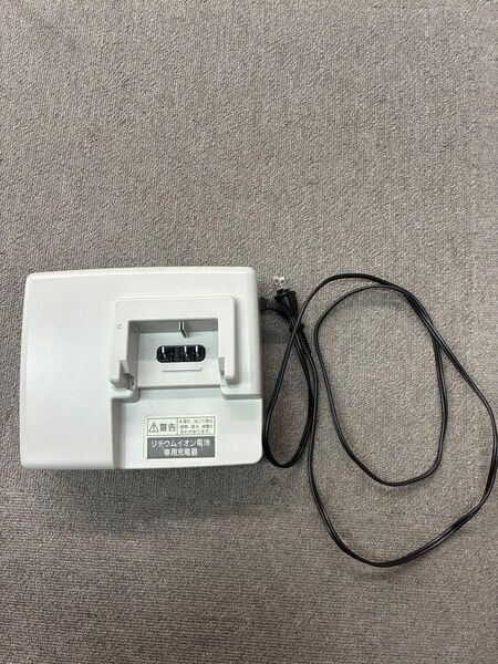 Panasonic 電動アシスト自転車用 充電器 NKJ067