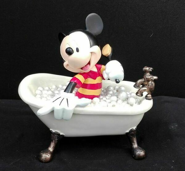 Disney　ディズニー　ミッキーマウス　クラシックミッキー　オールドミッキー　限定　レア　入手困難 フィギュア　　人形
