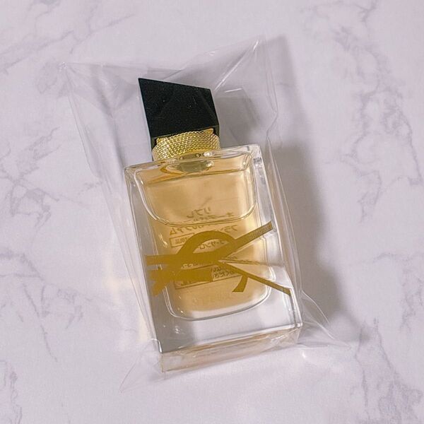 【新品未使用】YSL イヴ・サンローラン リブレ オーデパルファム 7.5ml ミニボトル