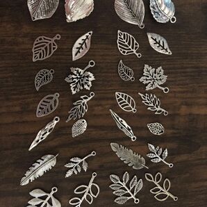 リーフチャーム 30個 まとめ売り シルバー ハンドメイド アクセサリー