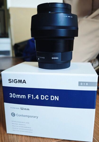 SIGMA 30mm F1.4 dc dn Xマウント用 保護フィルター付き