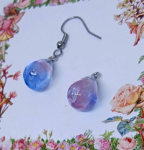【511】 ハンドメイド ピアスレジン雫ピンク×ブルー