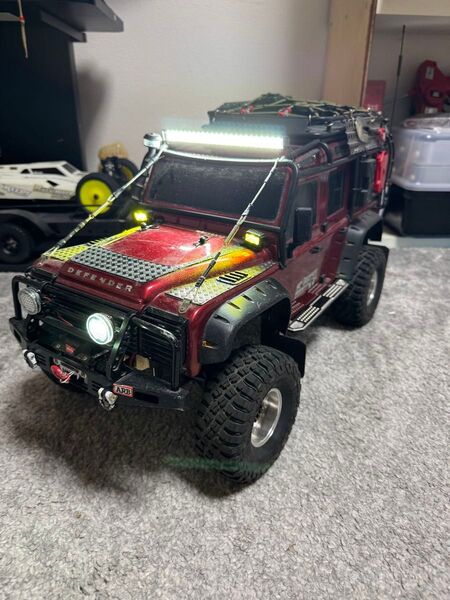 トラクサス trx4ディフェンダー 1/10クローラー リアキャリアカー付き プロポ無し