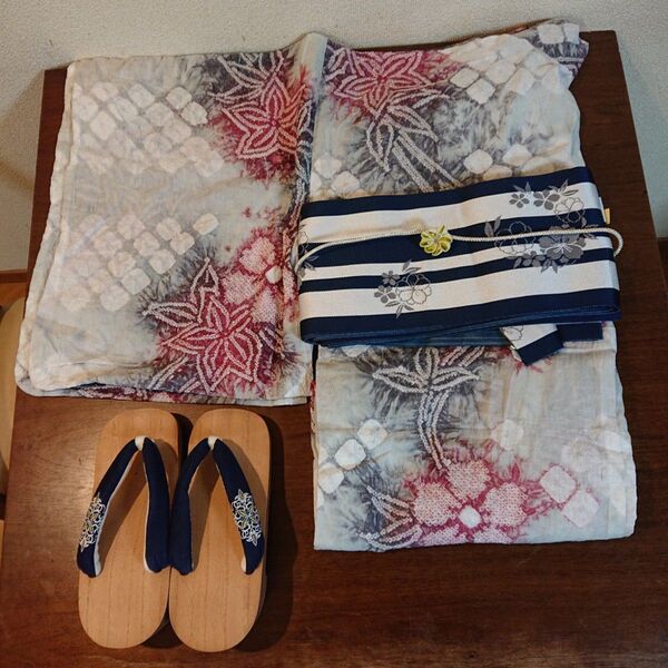 浴衣4点セット 浴衣 帯 帯締め 下駄