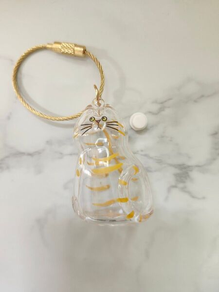 【即日発送】【茶トラ】うちの子のけだまだま 海外品ガチャ 猫 キーホルダー クリア