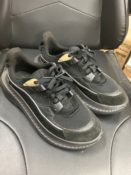 UGG 厚底スニーカー スエード メッシュ 25.5