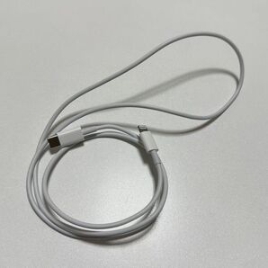 Apple Lightning ケーブル