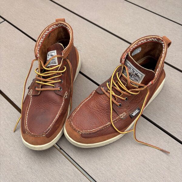 VANS ハイカットスニーカー
