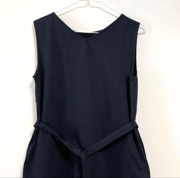 【美品】ユナイテッドアローズ ノースリーブ ワンピース 黒 ベルト付き
