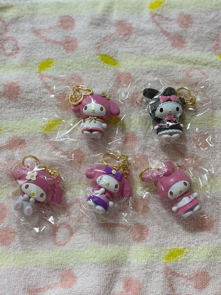 マイメロ マイメロディ リボン ブラック エンジェル フラワー スクール ランダム 韓国 キーホルダー
