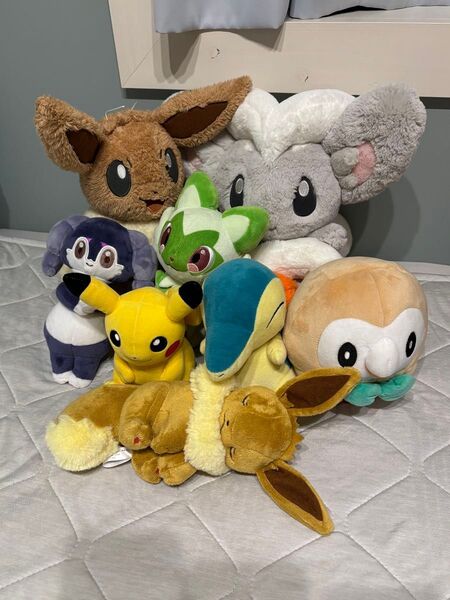 ポケモンセンター産 プライズ産 ぬいぐるみセット ピカチュウ モクロー イーブイ ヒノアラシ ニャオハ チラチーノ イエッサン